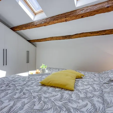 Willa Lana Near Labin *